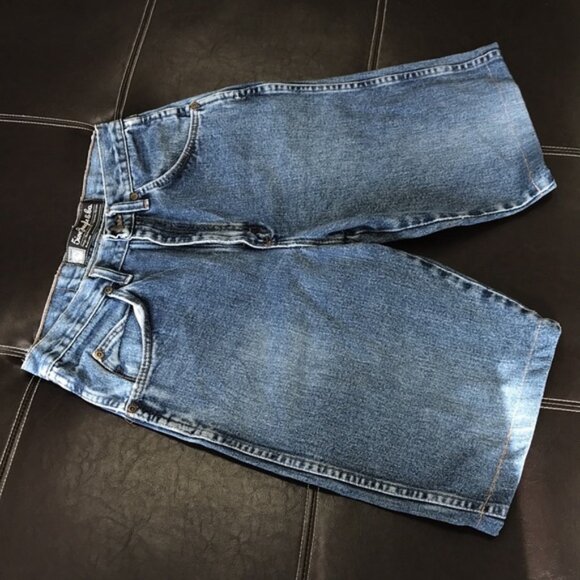 5ive Jungle & Co Women's Jean Shorts (8) - Picture 2 of 5